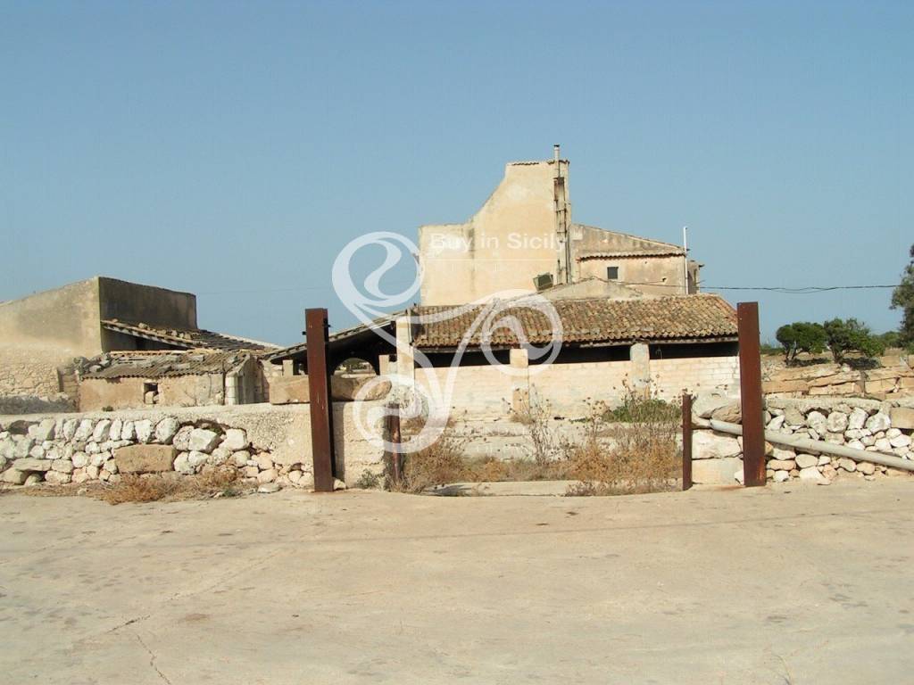 Villa a Siracusa in Strada Capo Murro di Porco - Foto 2