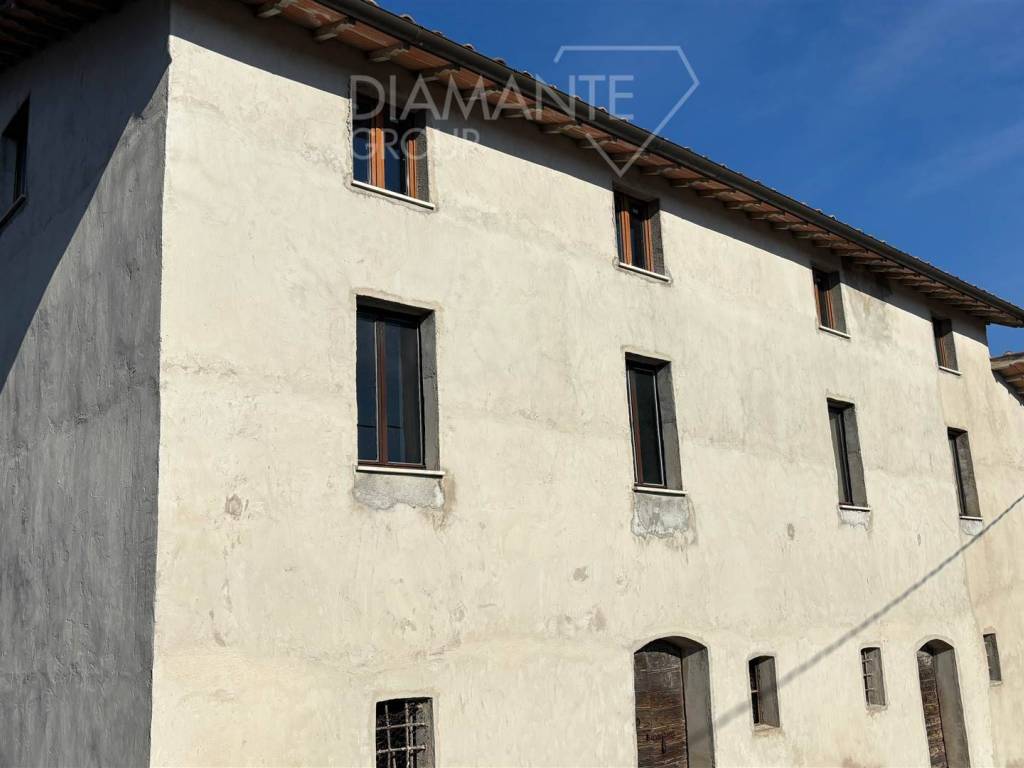 Rustico / casale a Gubbio in Gubbio - Foto 2