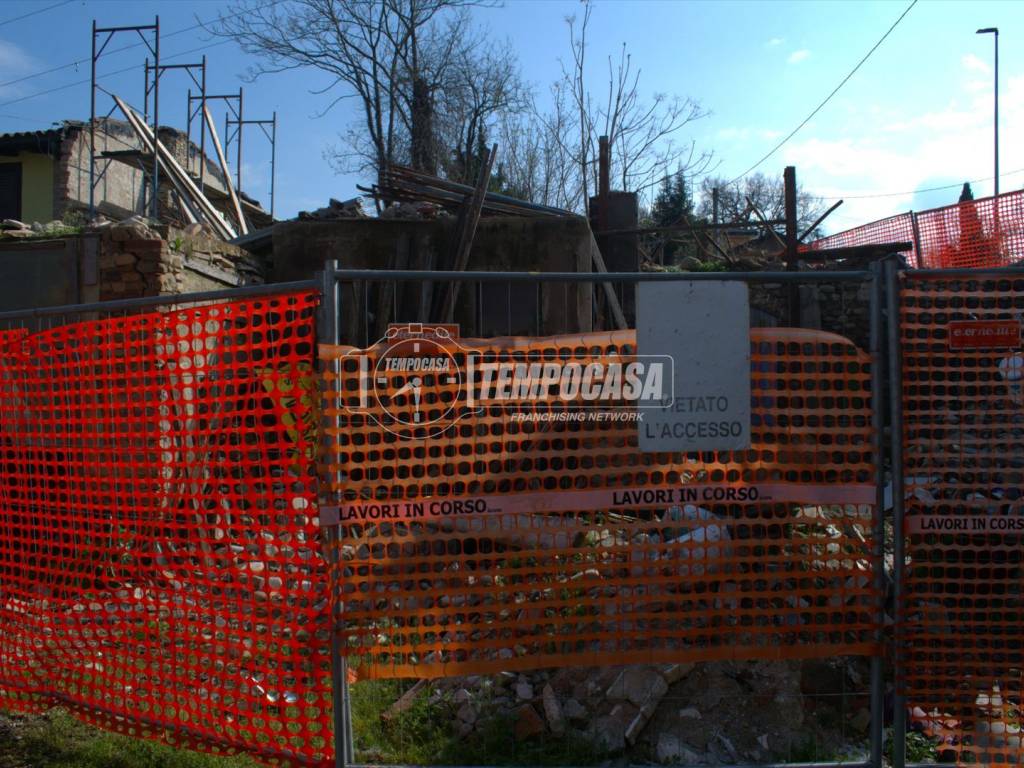 Immobile a Casalgrande in Via Canale 103 - Foto 2
