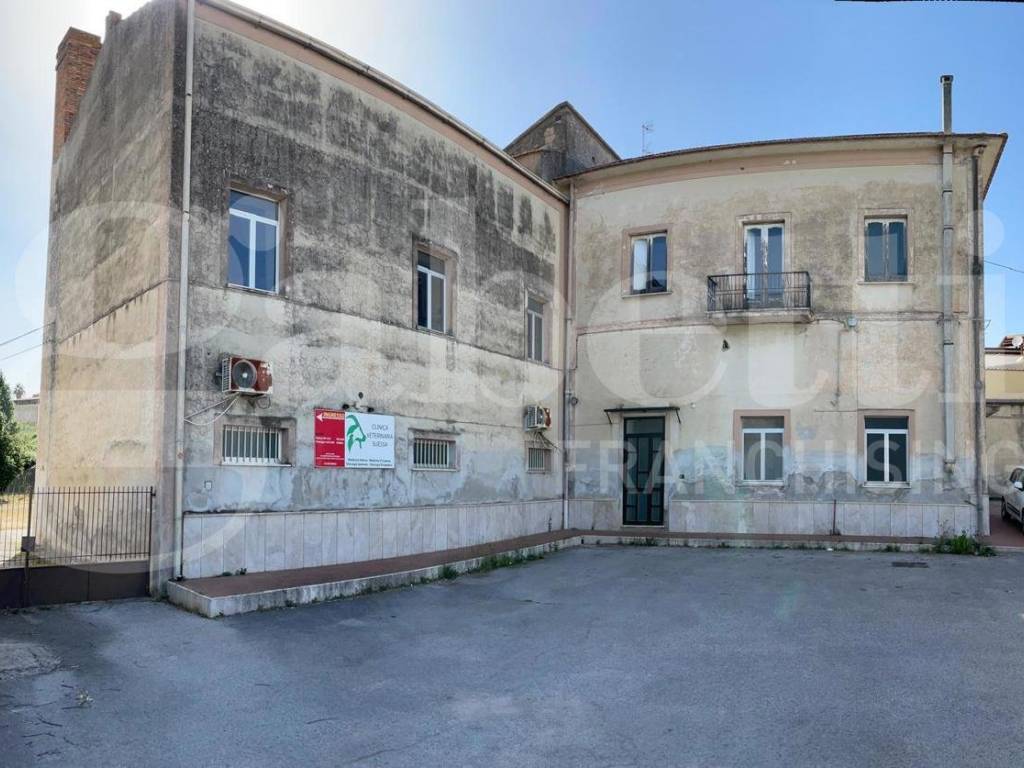 Palazzo / stabile a Sessa aurunca in località sant'agata - Foto 2