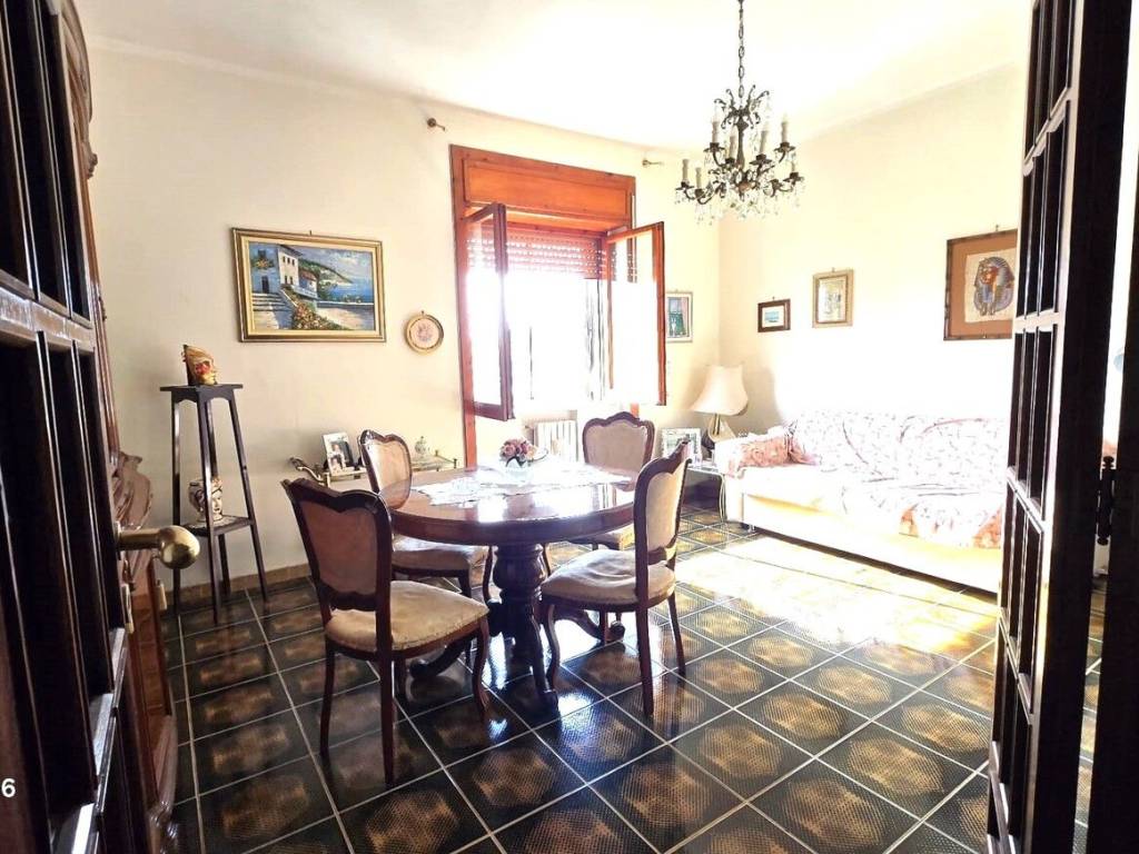 Appartamento a Salerno in Via Luigi Angrisani - Foto 5