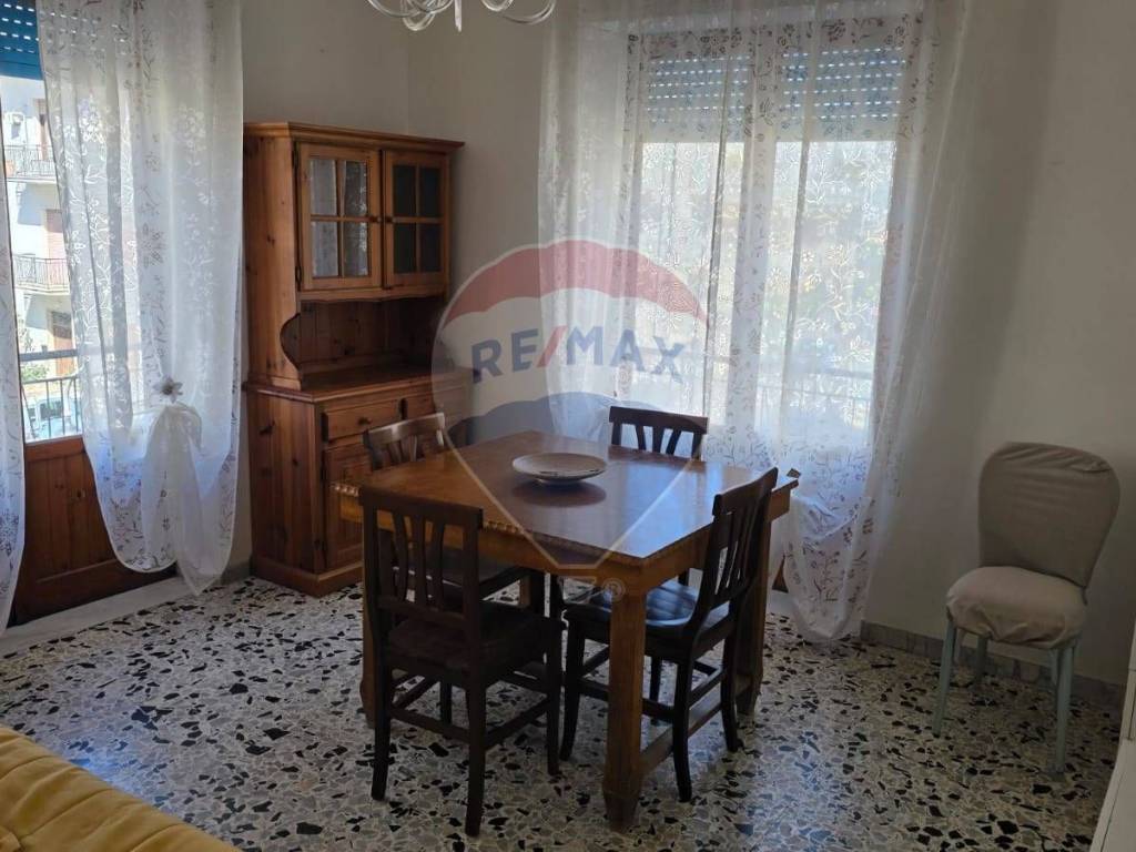 Appartamento a Minturno in VIA FRATELLI CERVI, 2 - Foto 4