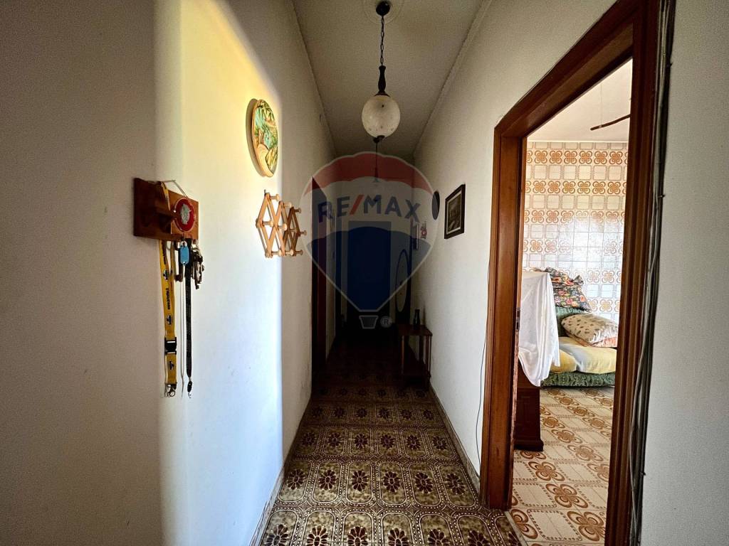 Casa indipendente a Sparanise in Via Appia Km 187 - Foto 4