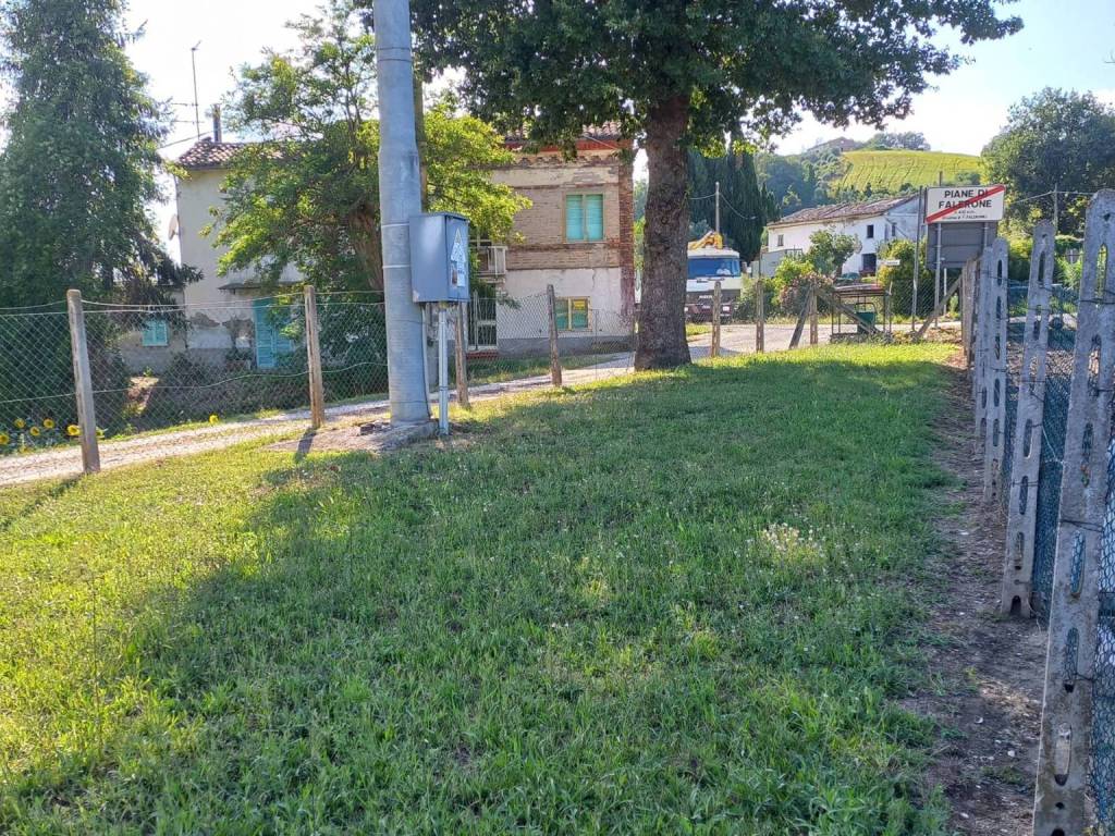 Casa indipendente a Falerone in via Volpi, 32 - Foto 3