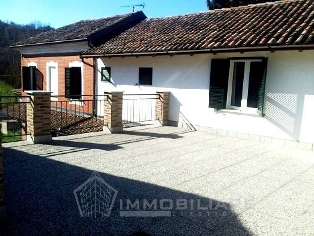 Casa indipendente a Torricella verzate in TORRICELLA VERZATE VIA VALSORDA, 25 - Foto 2