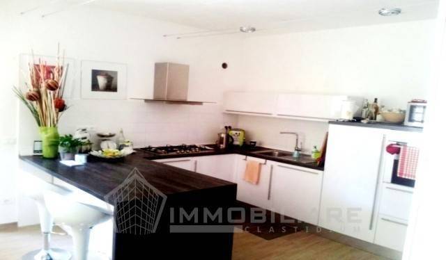 Casa indipendente a Torricella verzate in TORRICELLA VERZATE VIA VALSORDA, 25 - Foto 4
