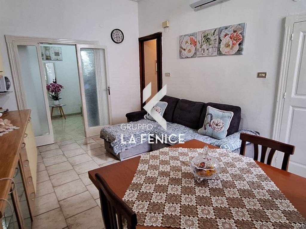 Casa indipendente a Fasano in Via Dante Alighieri - Foto 4