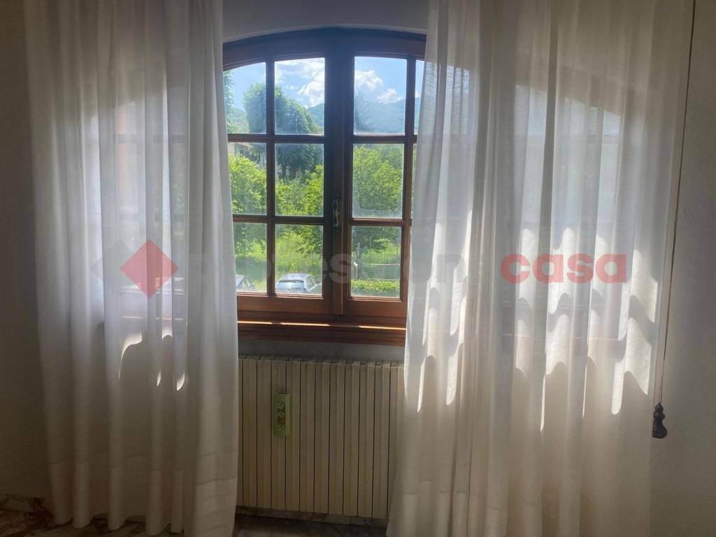 Appartamento a Castelnuovo di garfagnana in Via Giovanni Pascoli, snc - Foto 4