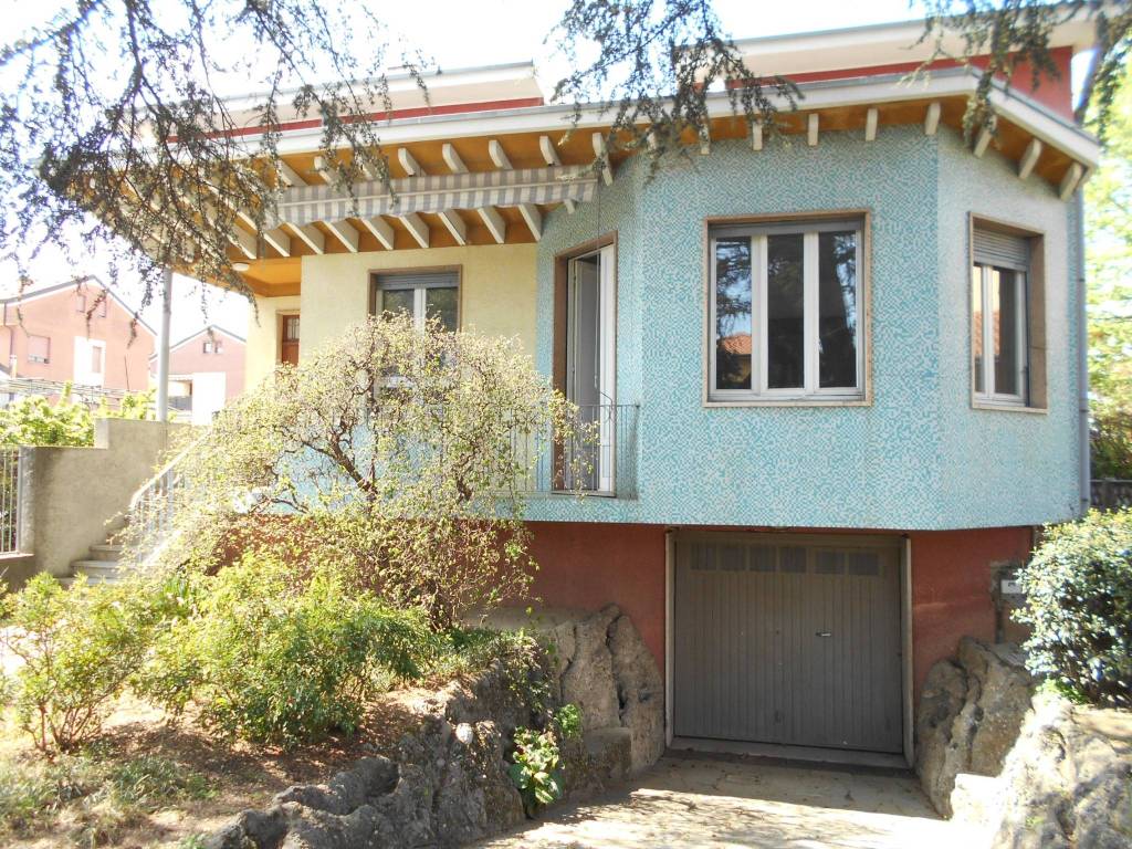 Villa a Carugo in Via Enrico Toti - Foto 3