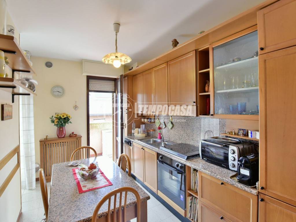Appartamento a Erba in Via Lecco - Foto 3
