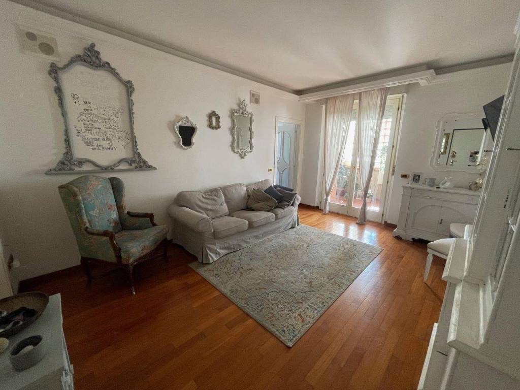 Appartamento a Civitanova marche in Via Cesare Pascarella, 19 - Foto 2