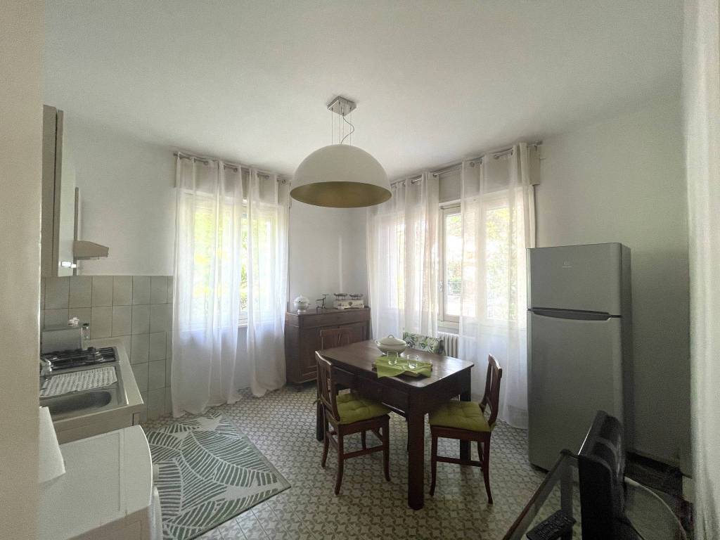 Villa a Godiasco salice terme in Viale Ermes Piumati, 44 - Foto 3