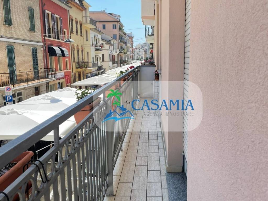 Appartamento a San benedetto del tronto in Via Montebello - Foto 3