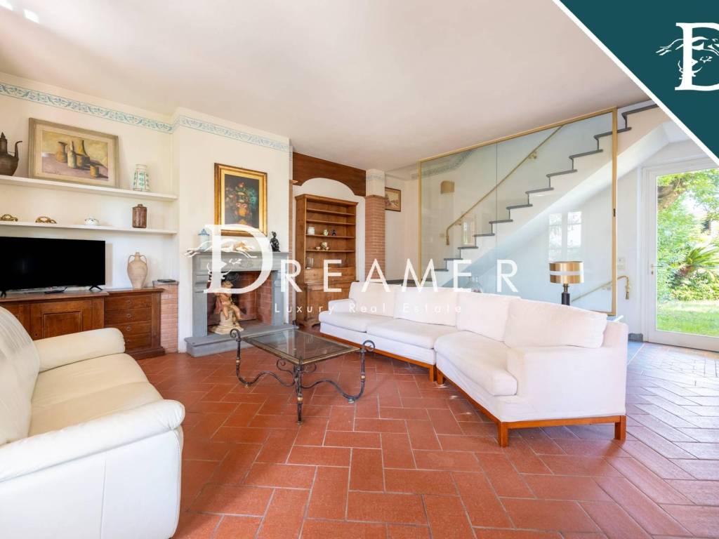 Villa a Forte dei marmi in Via Trento, 86 - Foto 4