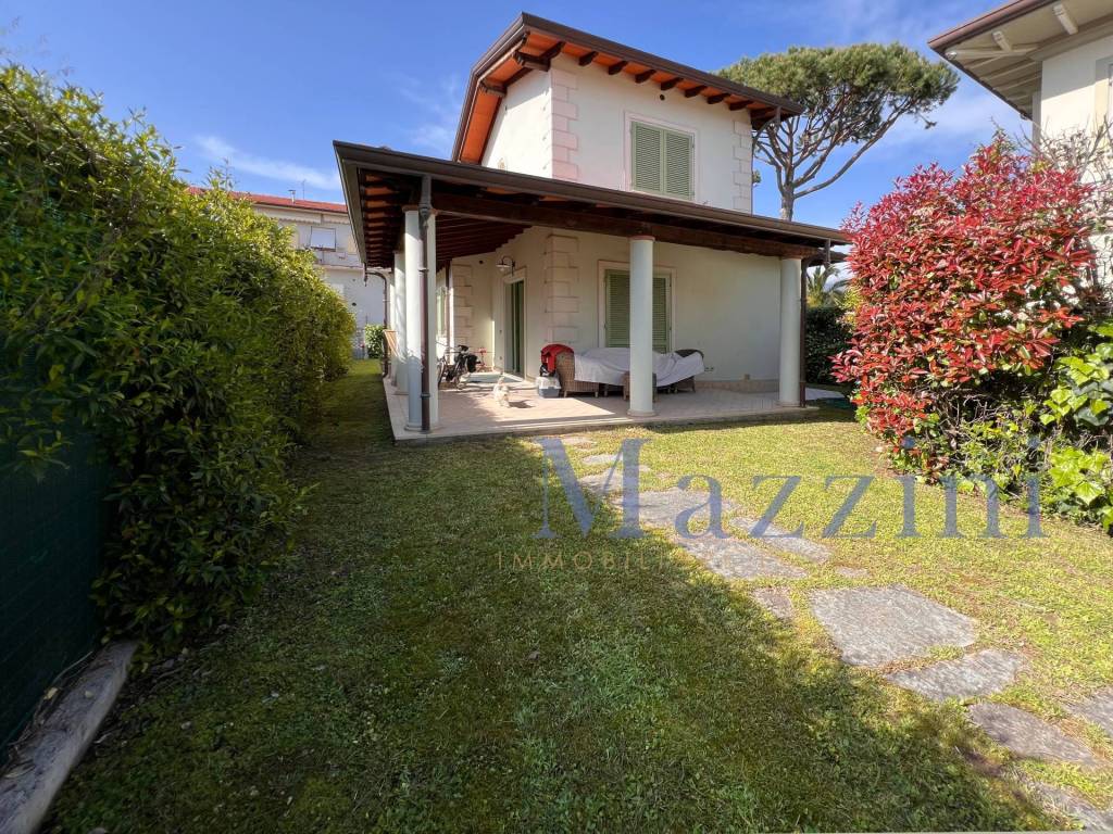 Villa a Forte dei marmi in via piave - Foto 4