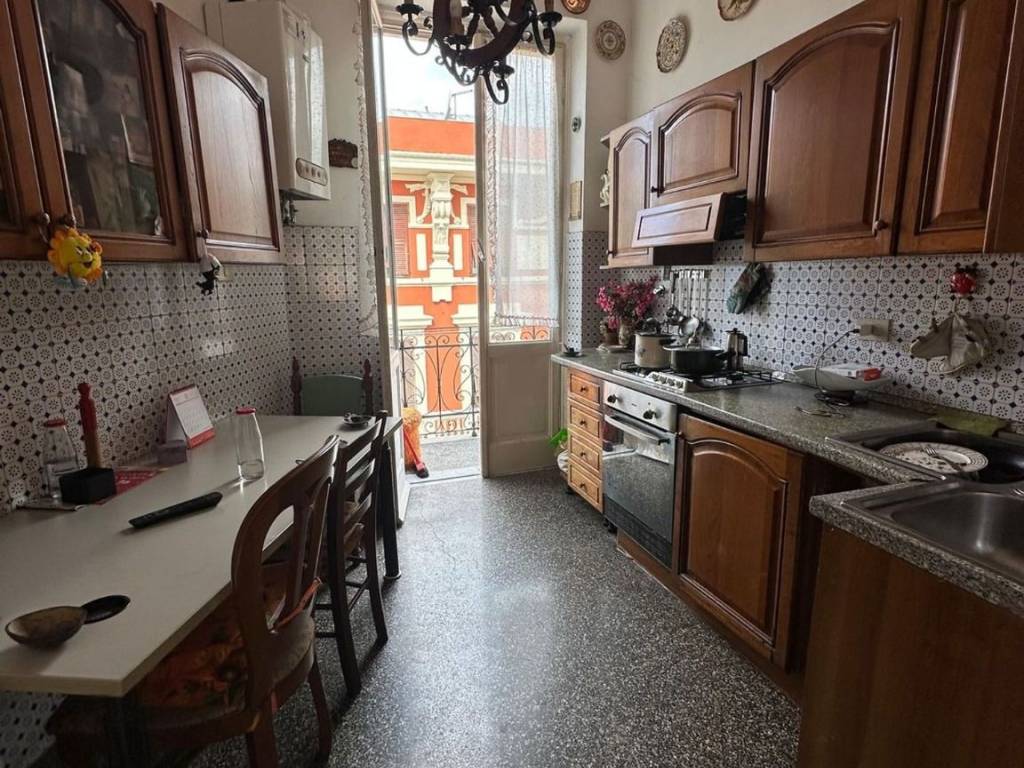 Appartamento a Genova in Via Cornigliano - Foto 4