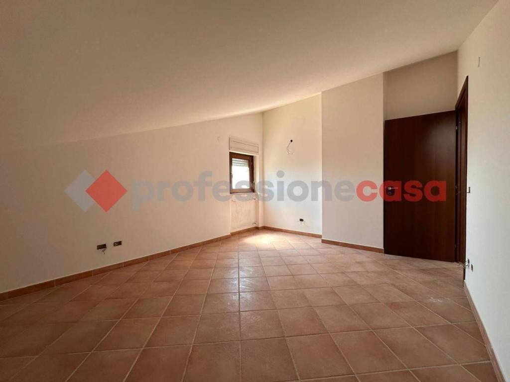 Appartamento a Avezzano in Via Monte Romanella - Foto 5