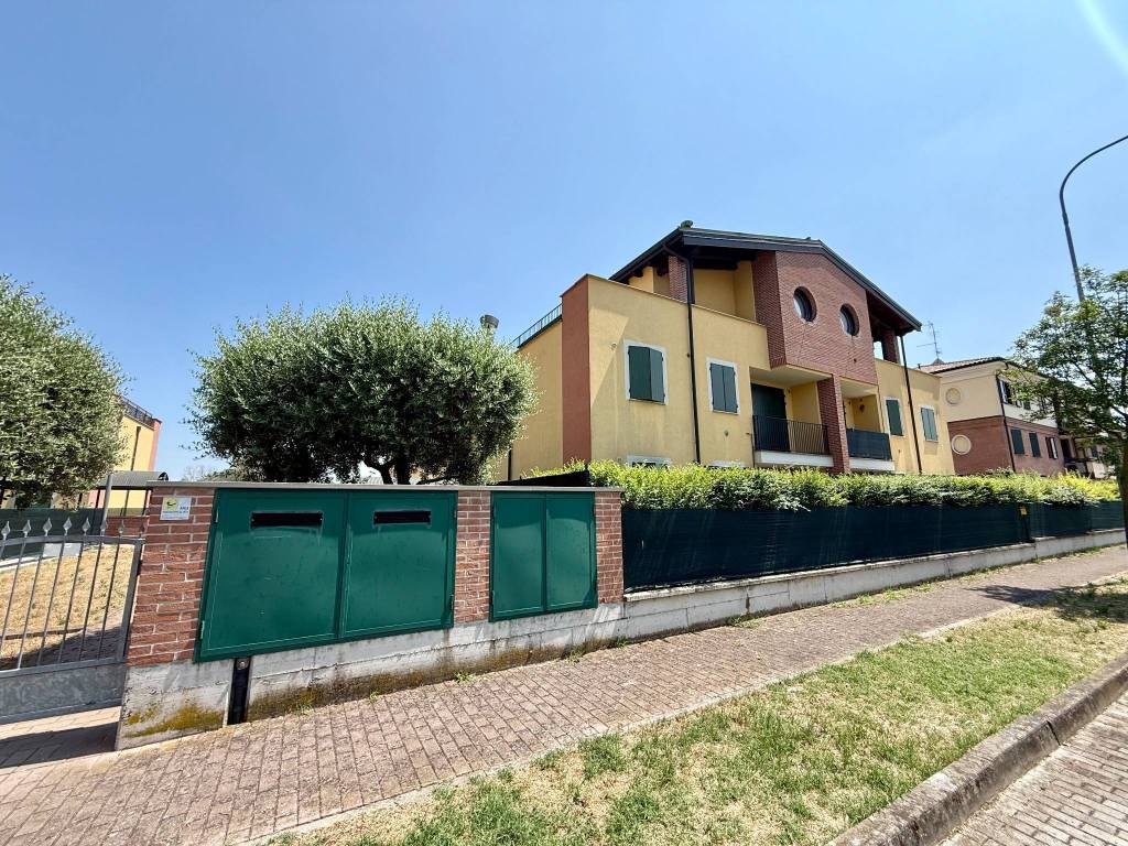 Appartamento a Castelnuovo rangone in Via Berti Gina, 3 - Foto 3