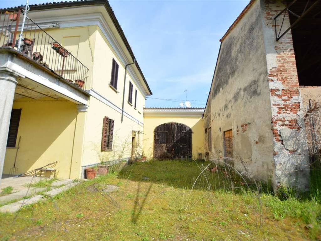 Casa indipendente a Miradolo terme in via garibaldi, 79 - Foto 2