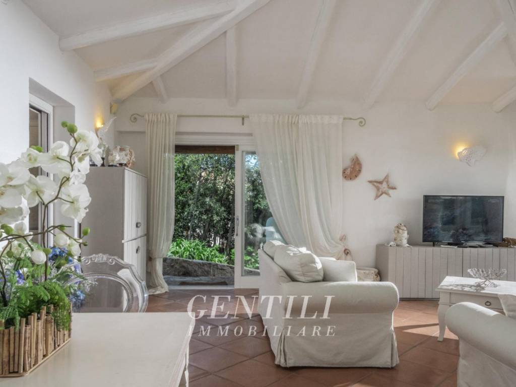 Villa a Arzachena in Via Capo Ferro - Foto 2