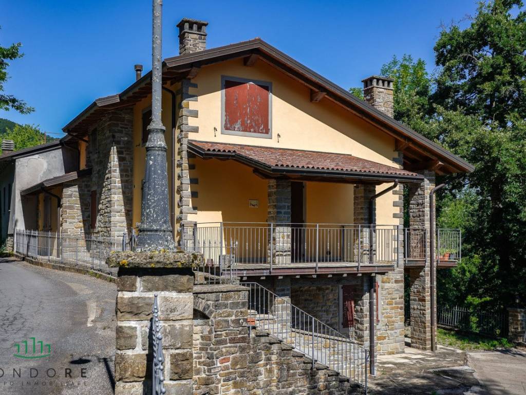 Villa a San benedetto val di sambro in Via Castel dell'Alpi - Foto 4