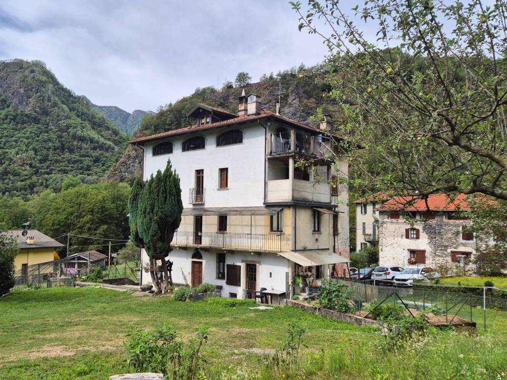 Villa a Varallo in Via al Cantone - Foto 2