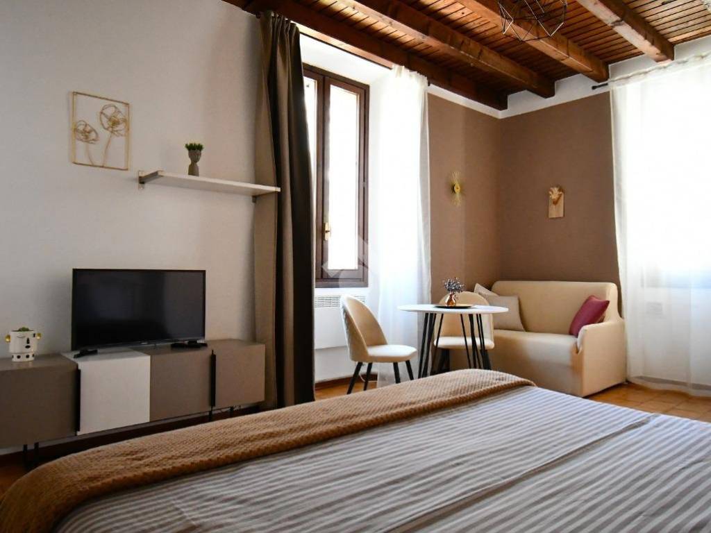 Appartamento a Como in Via XX Settembre, 6 - Foto 4