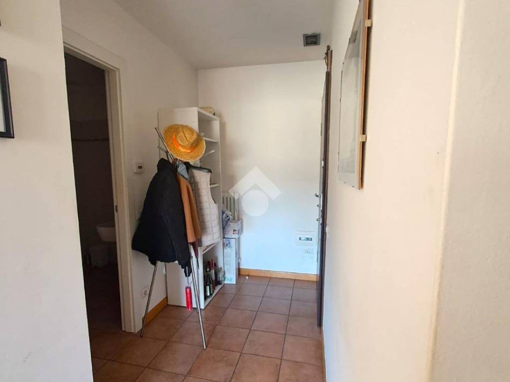 Appartamento a Como in Via Luigi Dottesio, 6 - Foto 3