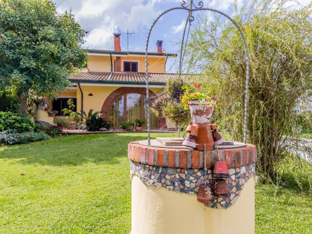 Villa a Sabaudia in Strada Portosello - Foto 2