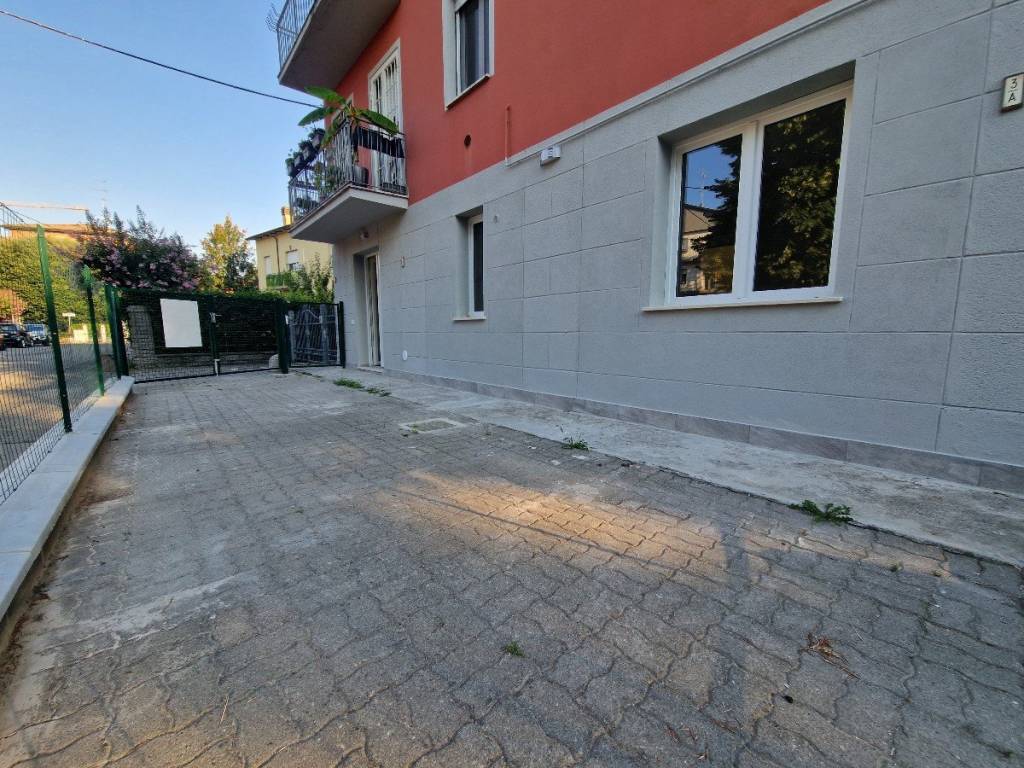 Appartamento a Reggio emilia in Via Passo Buole - Foto 4