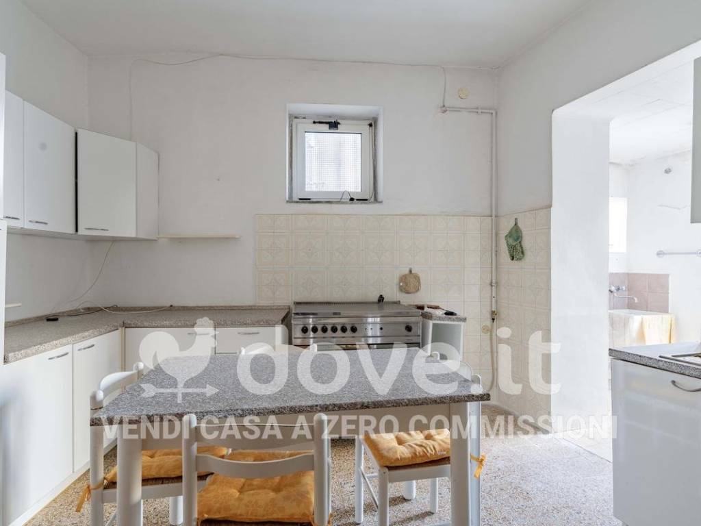 Appartamento a Venosa in Piazza Umberto I' - Foto 4