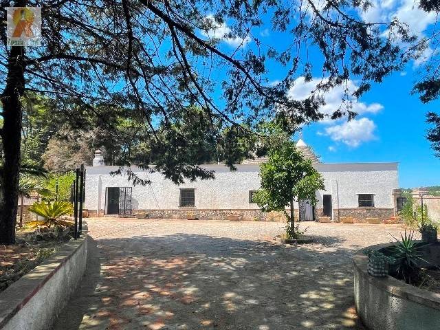 Rustico / casale a Martina franca in Via Alberobello - Foto 2