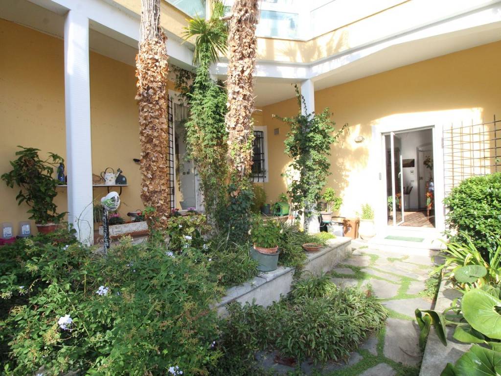 Casa indipendente a Arcola in Via Luigi Valentini - Foto 3