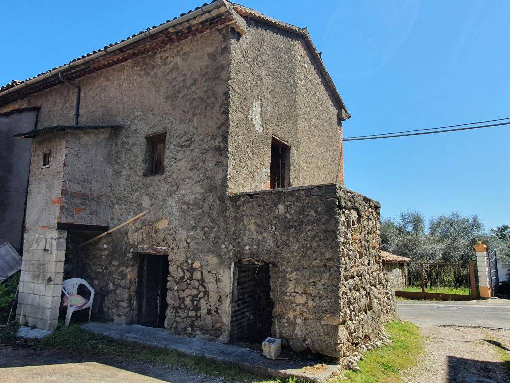 Casa indipendente a Supino in Via Morolense - Foto 2