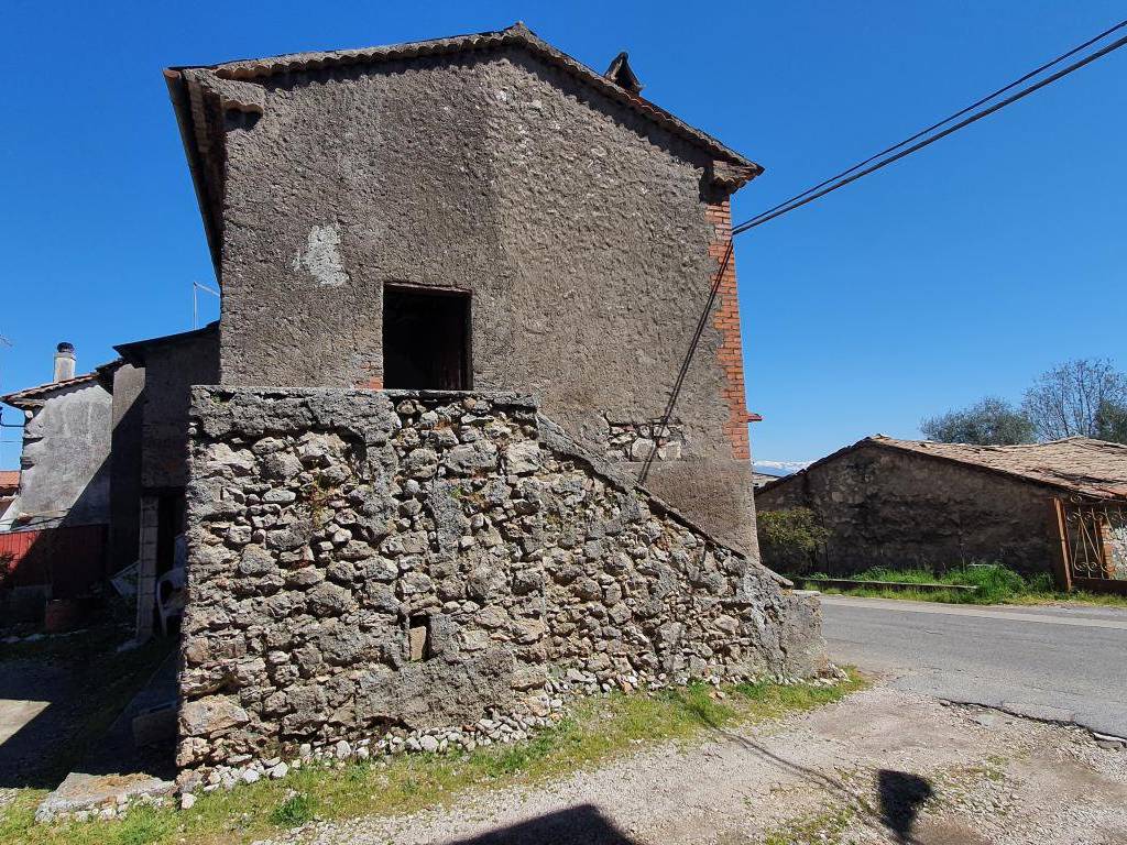 Casa indipendente a Supino in Via Morolense - Foto 4