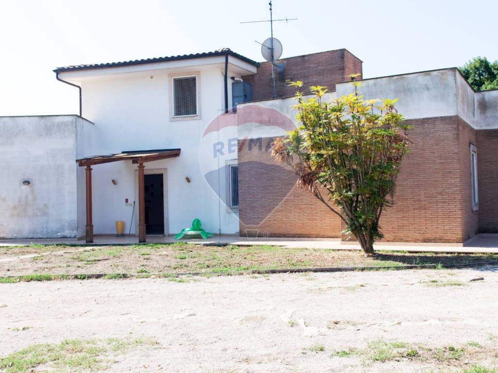 Villa a Aprilia in Via Frassine, 3 - Foto 5