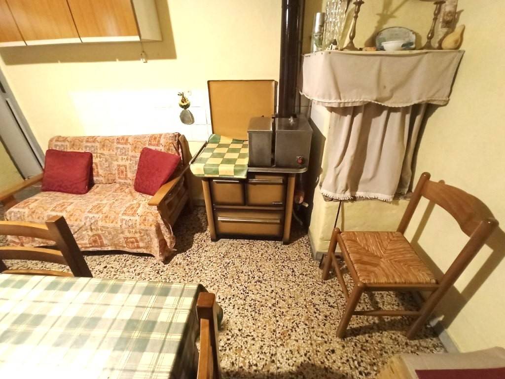 Casa indipendente a Castiglione del lago in Località Mugnanesi, 15 - Foto 4