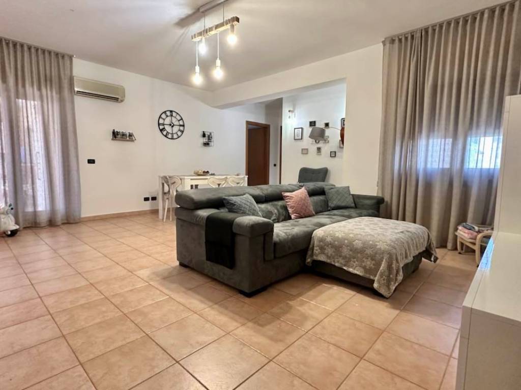 Appartamento a Cosenza in Via Benito Falvo - Foto 2