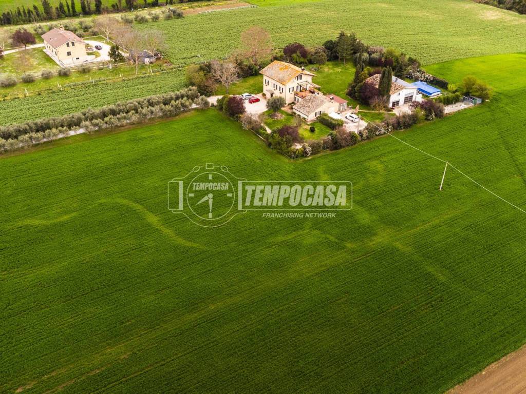 Terreno a Macerata in Via Luigi Einaudi 30 - Foto 2