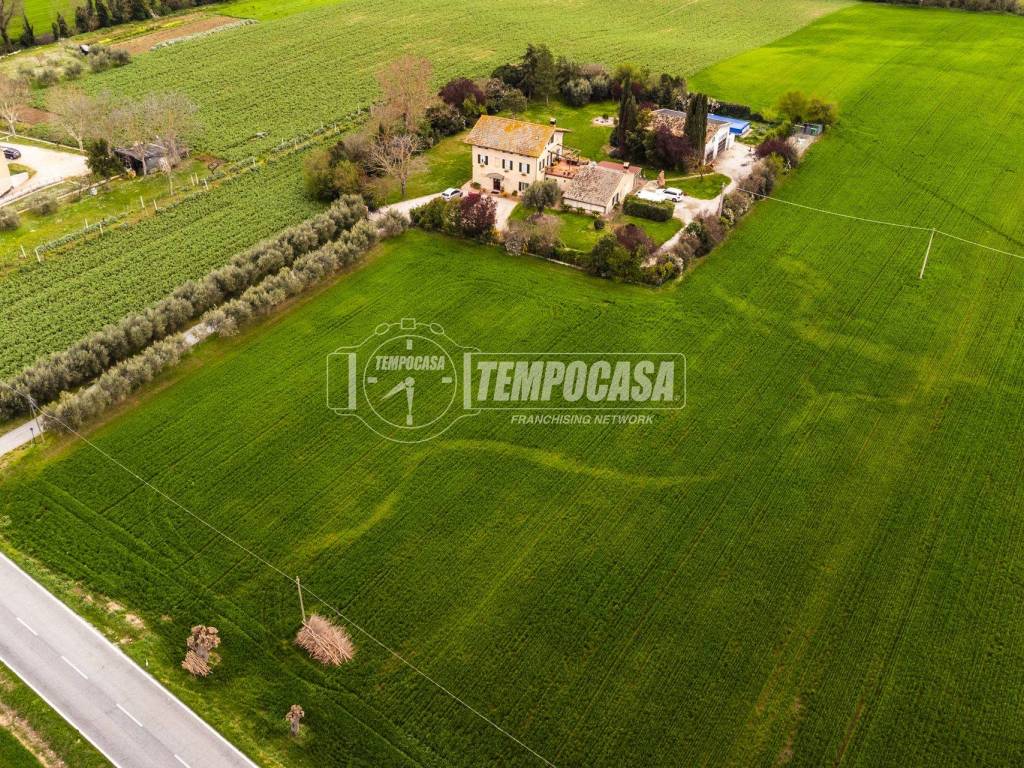 Terreno a Macerata in Via Luigi Einaudi 30 - Foto 5