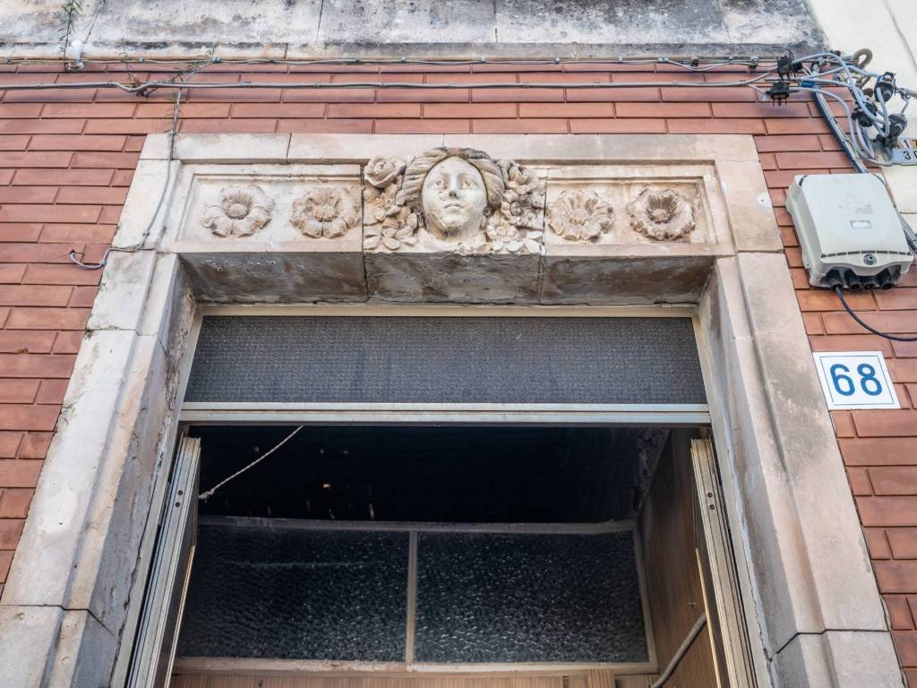 Casa indipendente a Siracusa in viale luigi cadorna, 68 - Foto 2