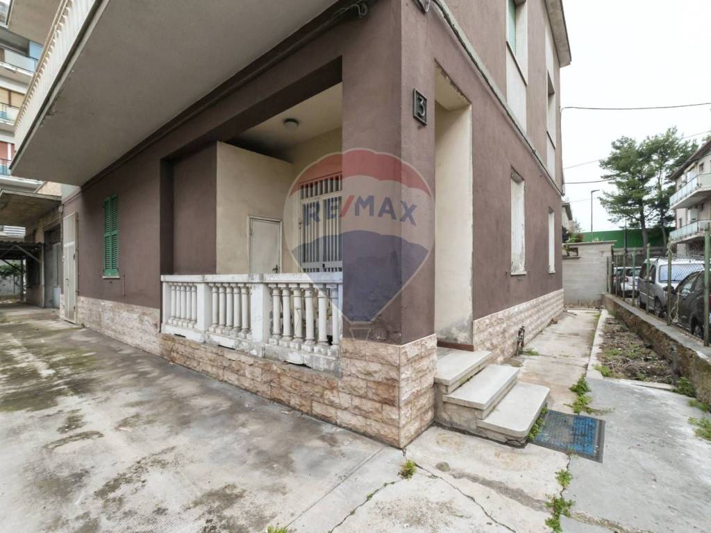 Casa indipendente a Pescara in Via Gallero, 3 - Foto 2