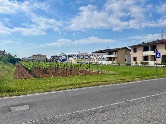 Terreno a Castiglione delle stiviere in Via Medole, 75 - Foto 4