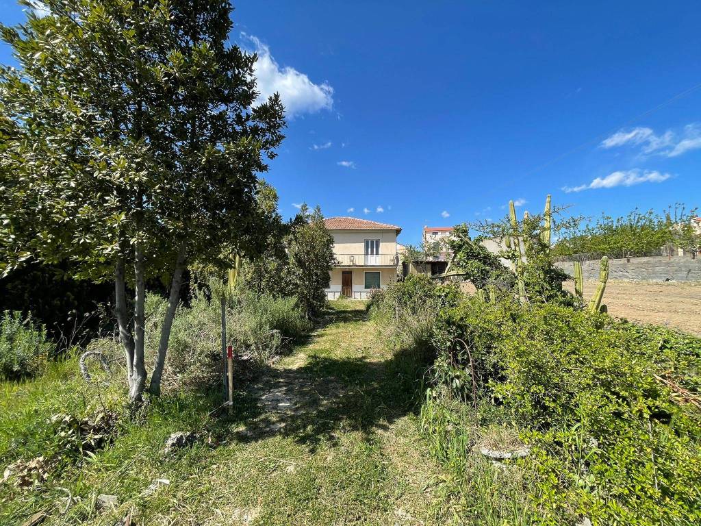 Appartamento a Loano in Via Montello - Foto 4