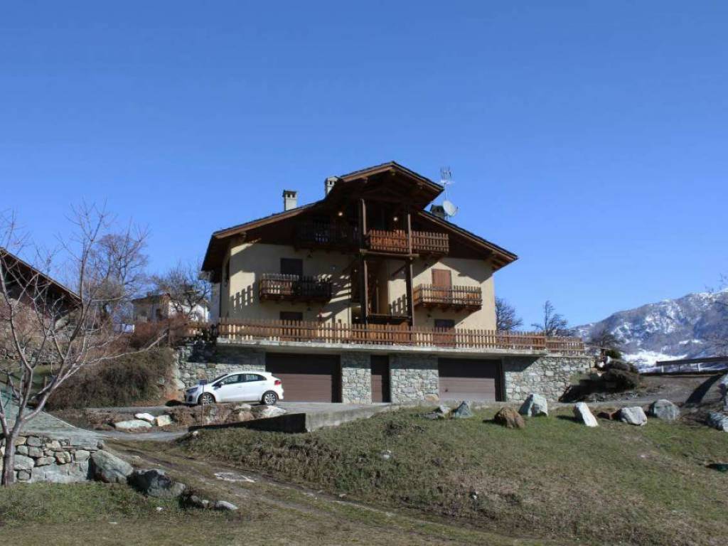Appartamento a Torgnon in borgo frazione Berzin Torgnon - Foto 2