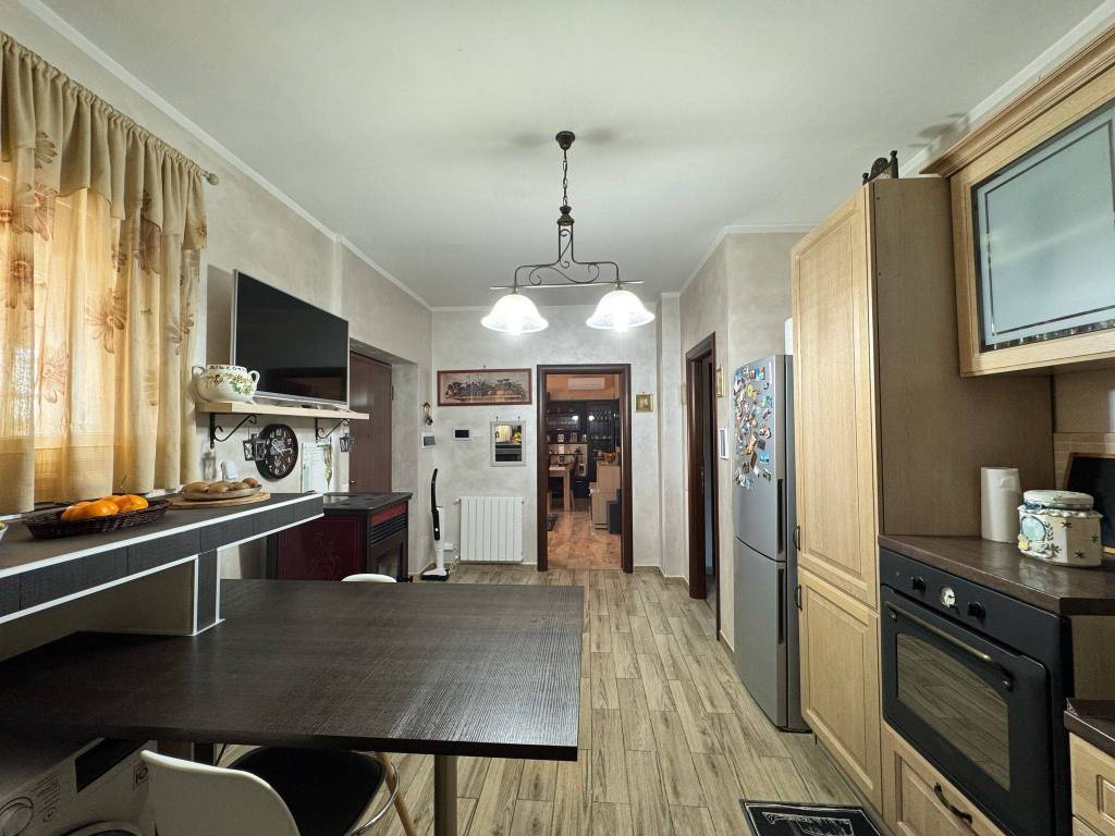 Villa a Aprilia in Via Astura, 30 - Foto 3