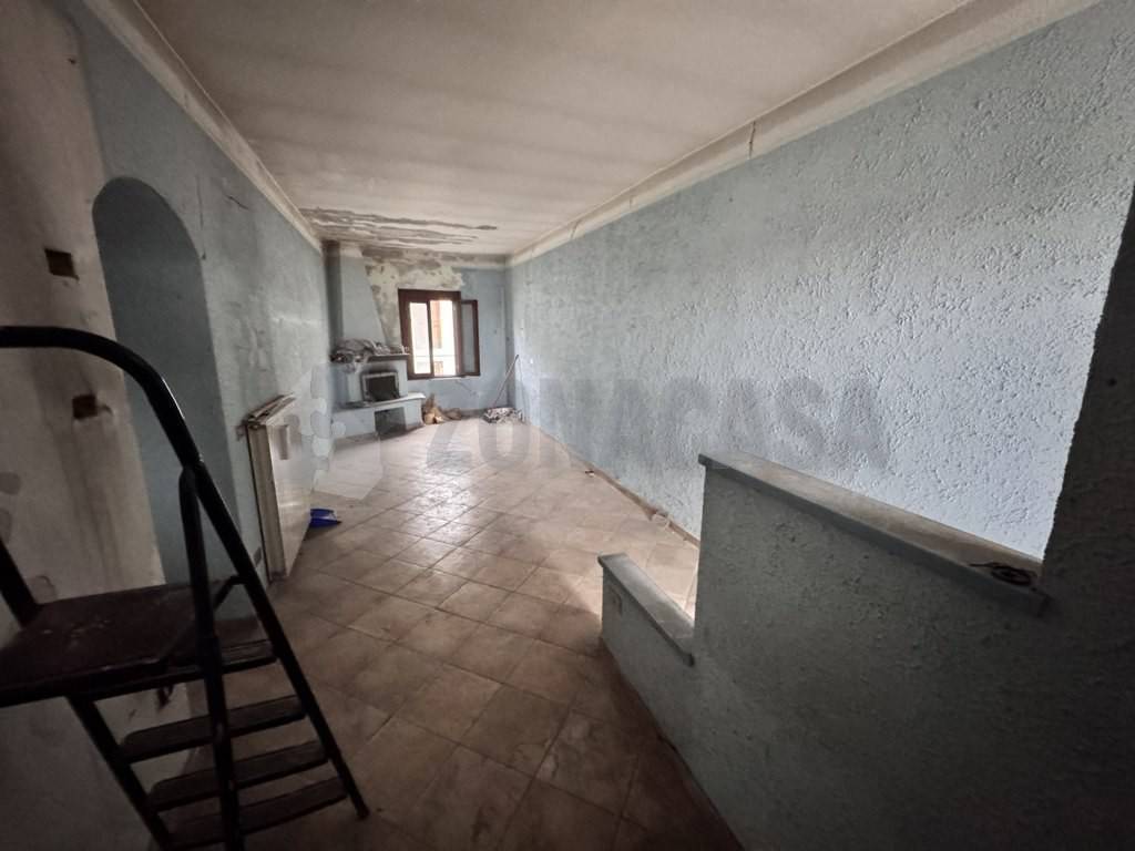 Appartamento a Gorla minore in Via Francesco Raimondi - Foto 3