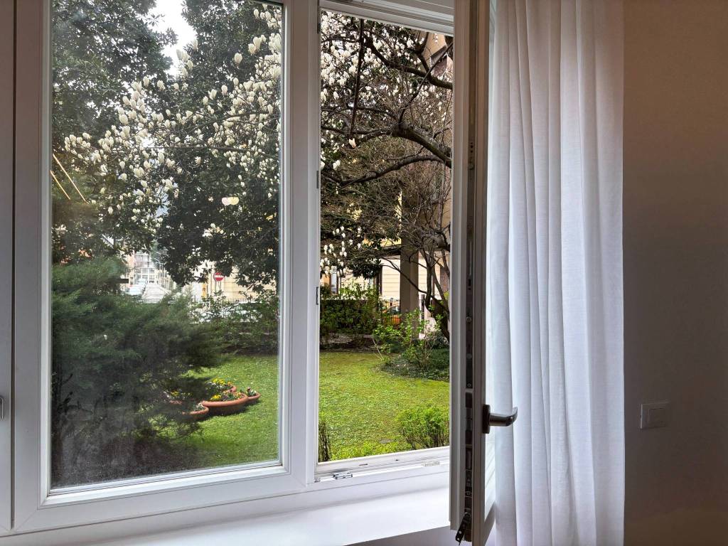 Appartamento a Como in Via Mentana, 23 - Foto 2