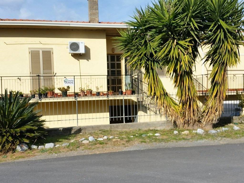 Villa a Sangineto in SP17 - Foto 2