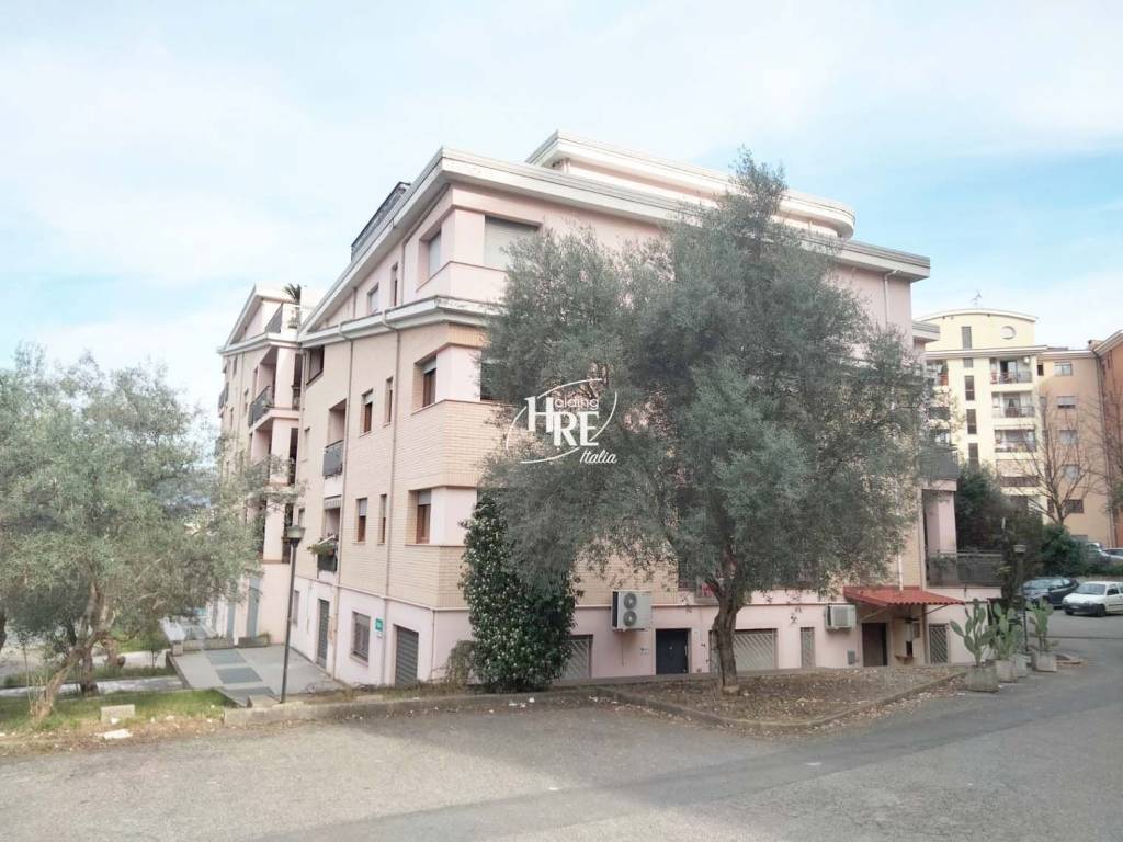 Appartamento a Cosenza in Via Giuseppe Tommasi, 25 - Foto 3